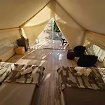 Forrest Garden - Where Nature Meets Comfort * 포르토로즈