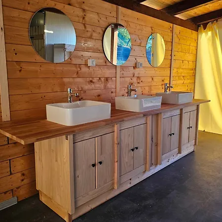 Forrest Garden - Where Nature Meets Comfort 캠프장 *